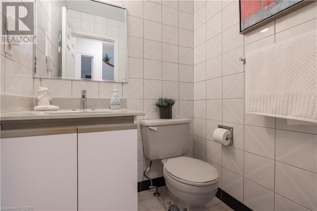 952 Summerbreeze Court, Mississauga, Ontario  L5V 1C9 - Photo 18 - 40560563