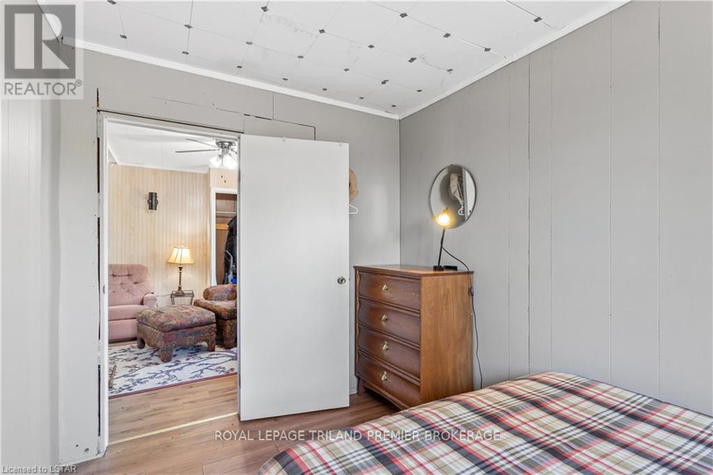 7936 Katharine St, Lambton Shores, Ontario  N0M 2L0 - Photo 16 - X8236872