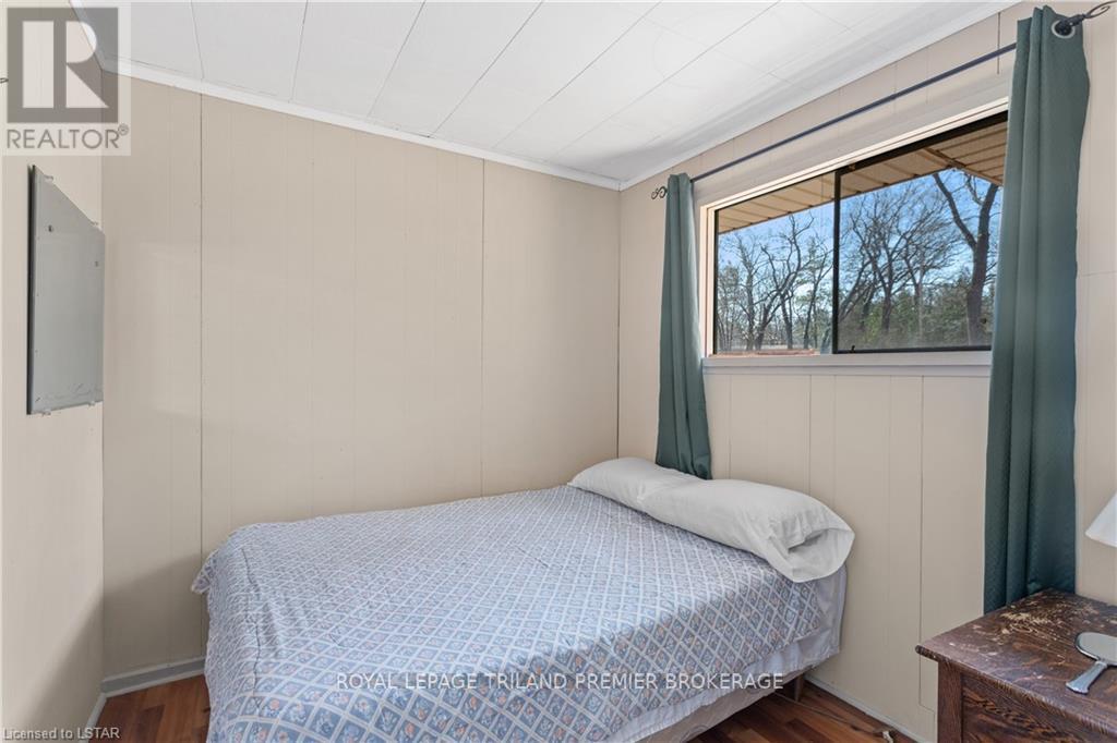 7936 Katharine St, Lambton Shores, Ontario  N0M 2L0 - Photo 17 - X8236872