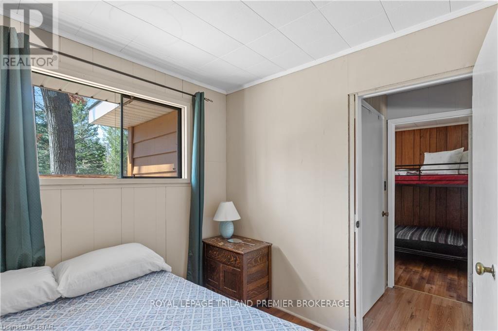 7936 Katharine St, Lambton Shores, Ontario  N0M 2L0 - Photo 18 - X8236872