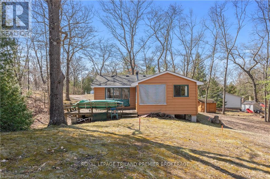 7936 Katharine St, Lambton Shores, Ontario  N0M 2L0 - Photo 28 - X8236872