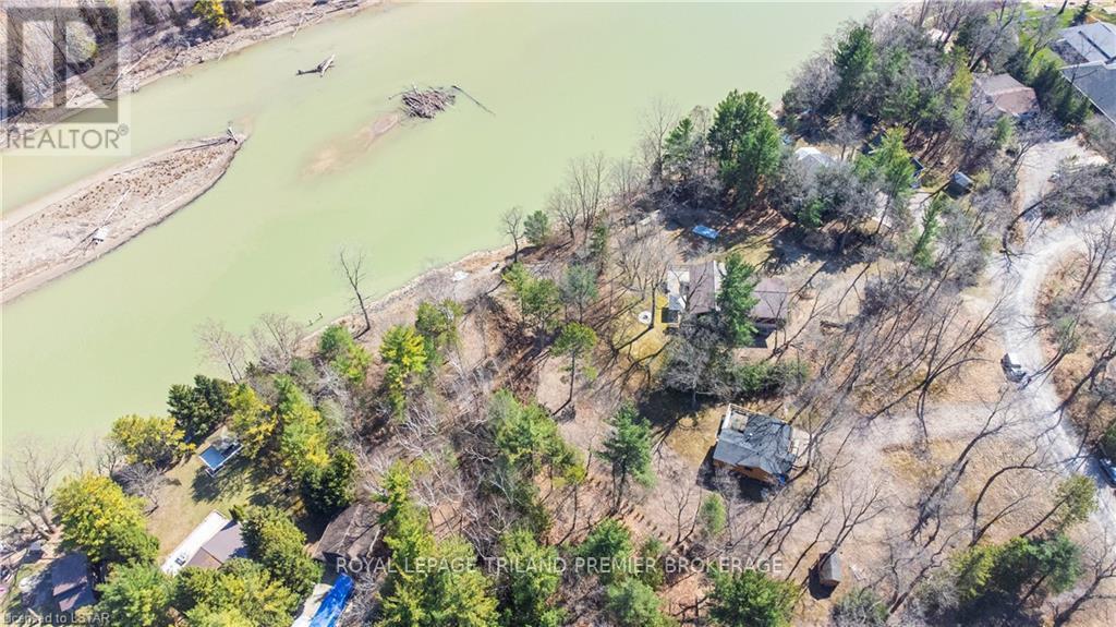 7936 Katharine St, Lambton Shores, Ontario  N0M 2L0 - Photo 39 - X8236872