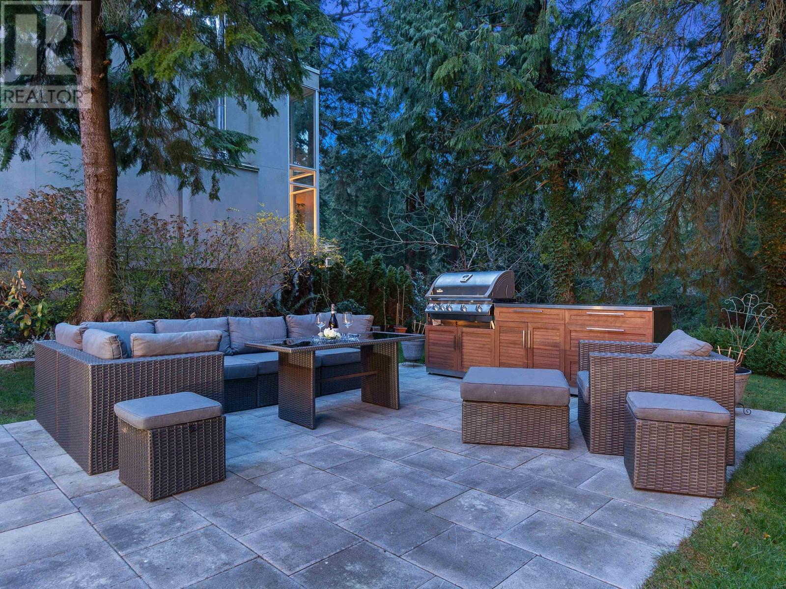1760 29th Street, West Vancouver, British Columbia  V7V 4M8 - Photo 37 - R2863851