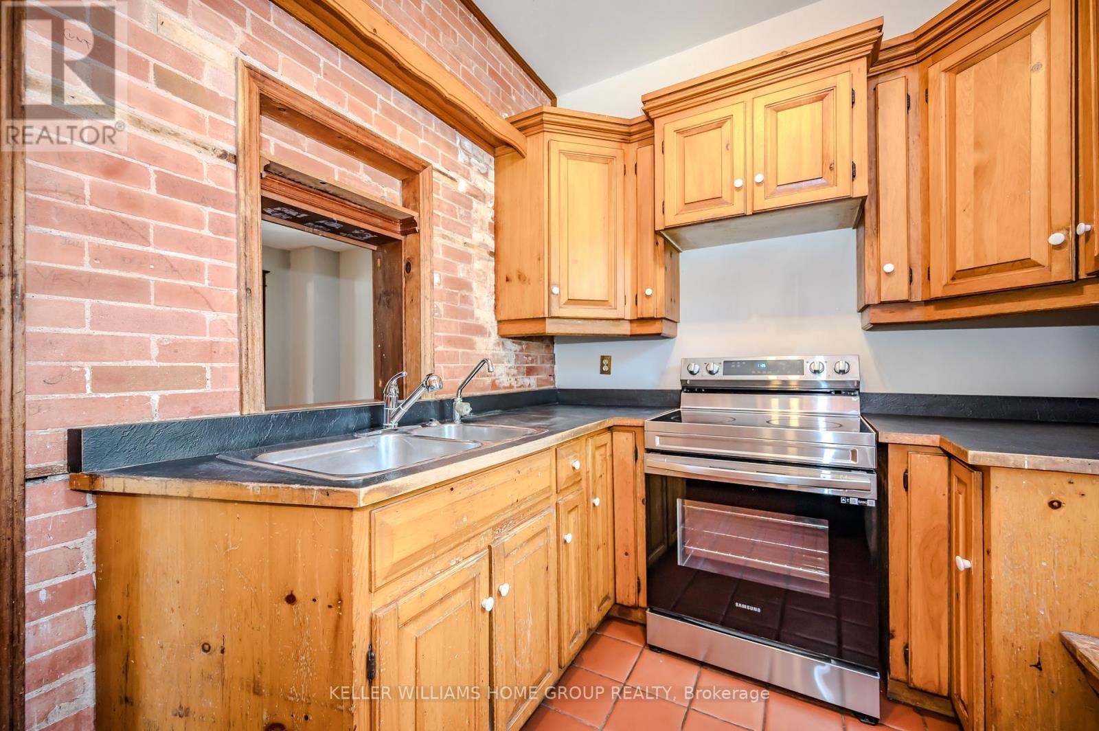 215 Paisley St, Guelph, Ontario  N1H 2P5 - Photo 11 - X8236578