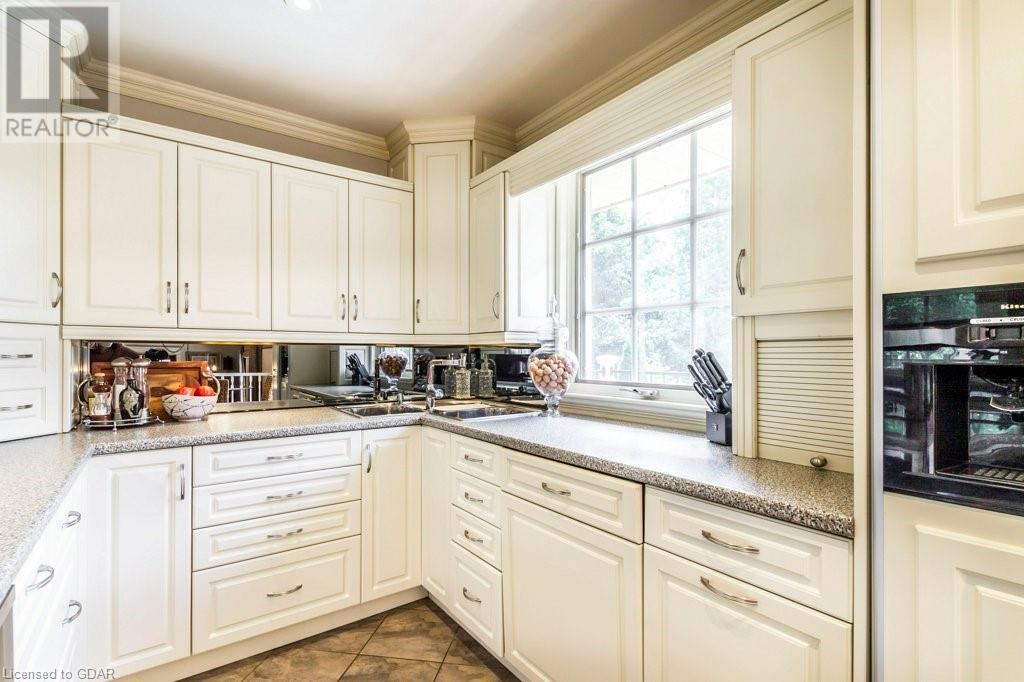 445 Wellington Rd 18 Township, Centre Wellington, Ontario  N1M 2W3 - Photo 15 - 40572127