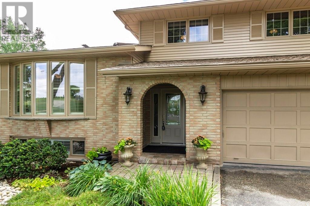 445 Wellington Rd 18 Township, Centre Wellington, Ontario  N1M 2W3 - Photo 3 - 40572127