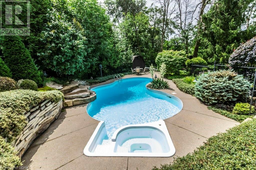 445 Wellington Rd 18 Township, Centre Wellington, Ontario  N1M 2W3 - Photo 40 - 40572127