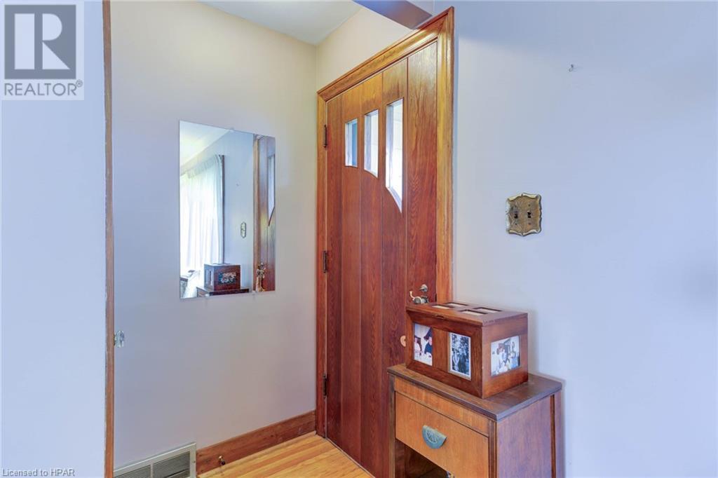 295 Winston Street W, Listowel, Ontario  N4W 1J7 - Photo 7 - 40569649