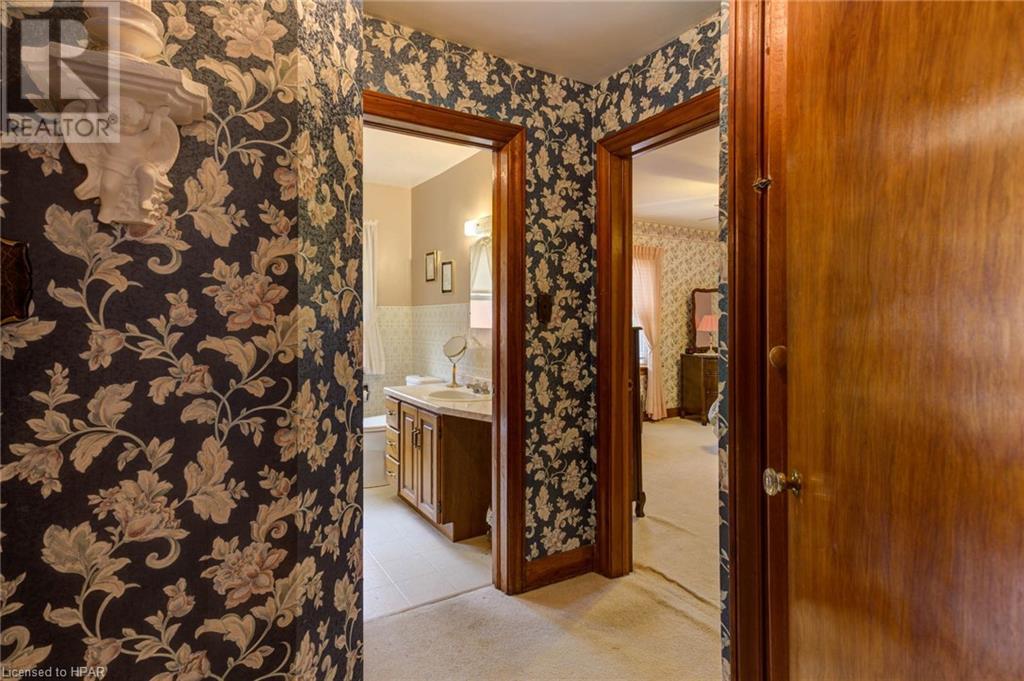 295 Winston Street W, Listowel, Ontario  N4W 1J7 - Photo 12 - 40569649