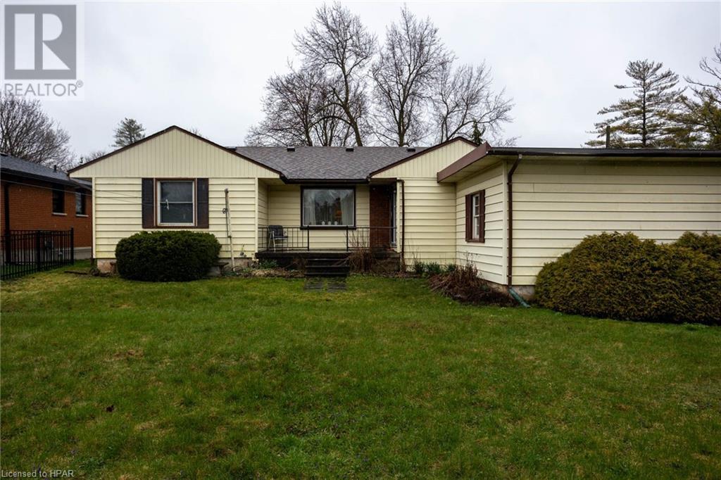 295 Winston Street W, Listowel, Ontario  N4W 1J7 - Photo 39 - 40569649