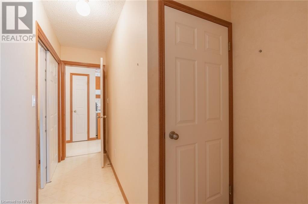 102 Huron Street E, Exeter, Ontario  N0M 1S1 - Photo 13 - 40565911