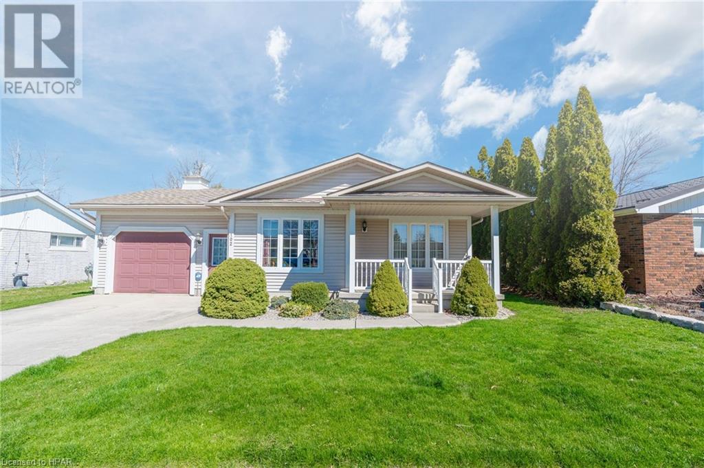 102 Huron Street E, Exeter, Ontario  N0M 1S1 - Photo 1 - 40565911