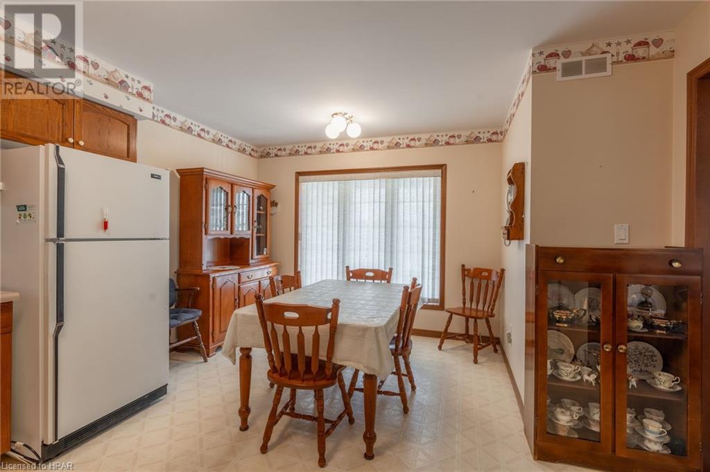 102 Huron Street E, Exeter, Ontario  N0M 1S1 - Photo 10 - 40565911