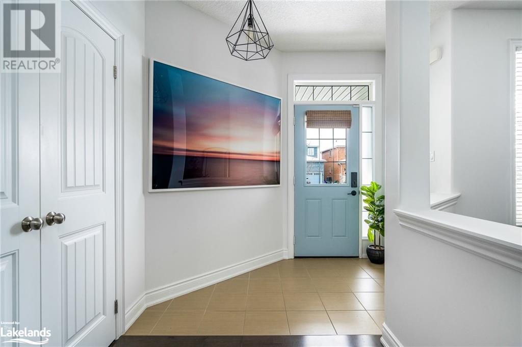 21 Garbutt Crescent, Collingwood, Ontario  L9Y 0H5 - Photo 3 - 40572237