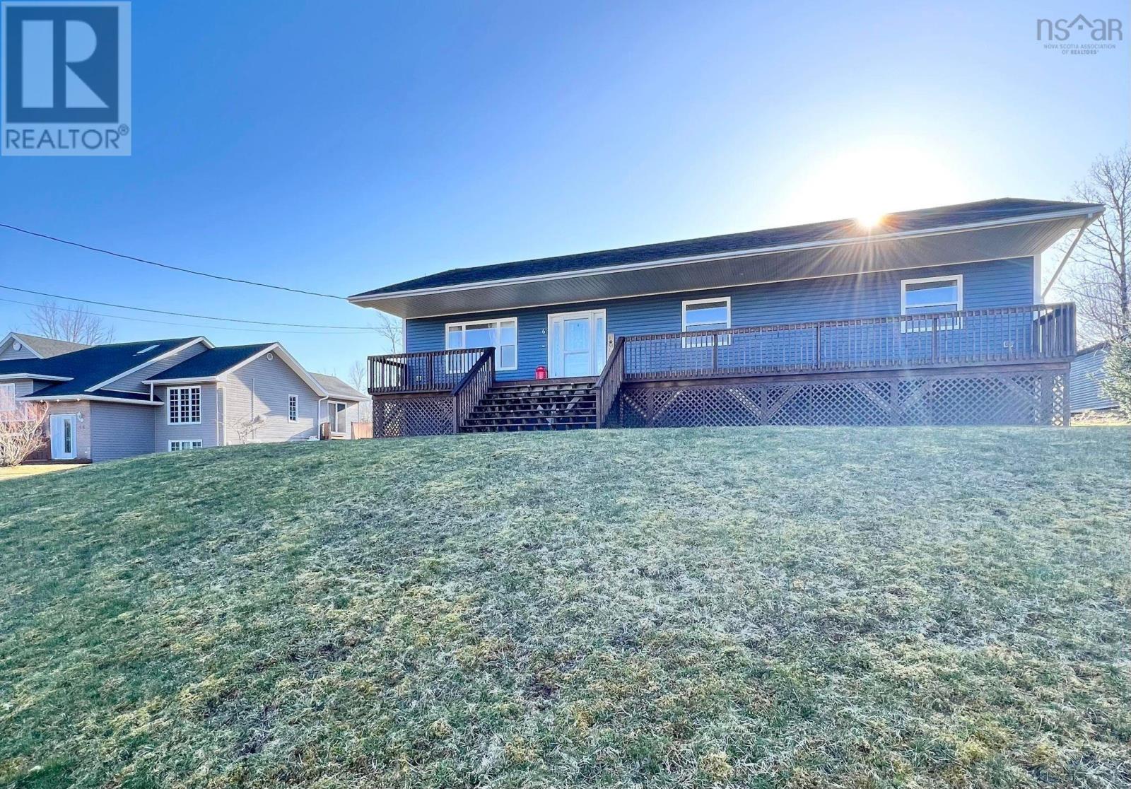 6 Roslindale Drive, Truro Heights, Nova Scotia  B6L 1T2 - Photo 2 - 202407295