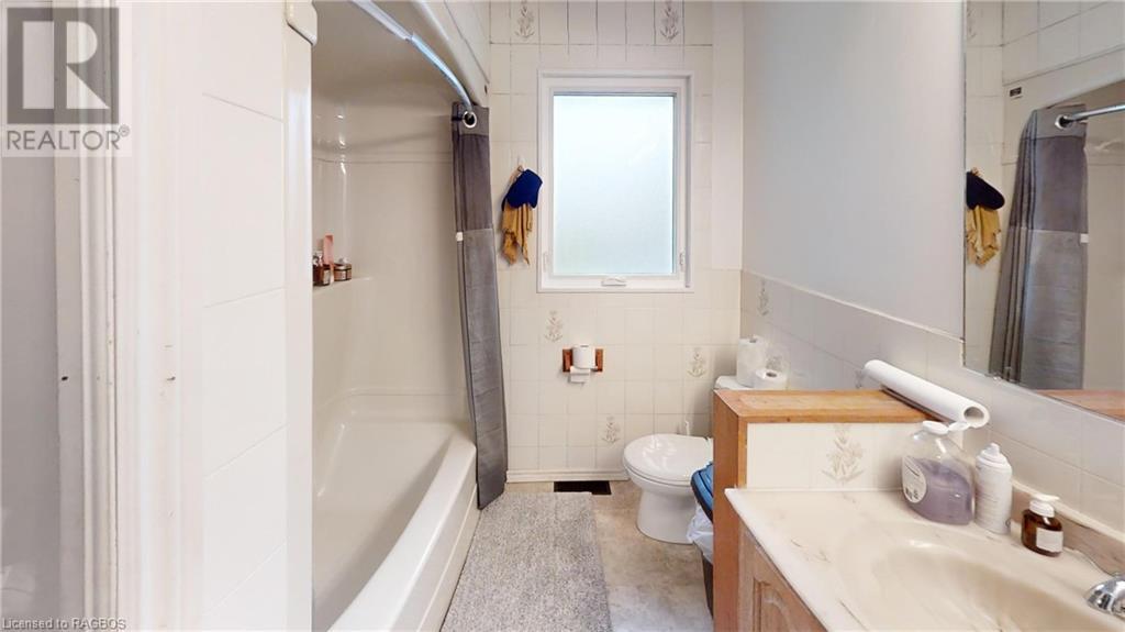 192 12th Avenue, Hanover, Ontario  N4N 2S9 - Photo 27 - 40570874