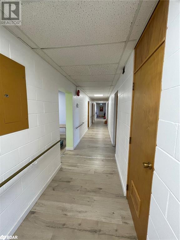 39 Poyntz Street, Penetanguishene, Ontario  L9M 1N5 - Photo 4 - 40572437