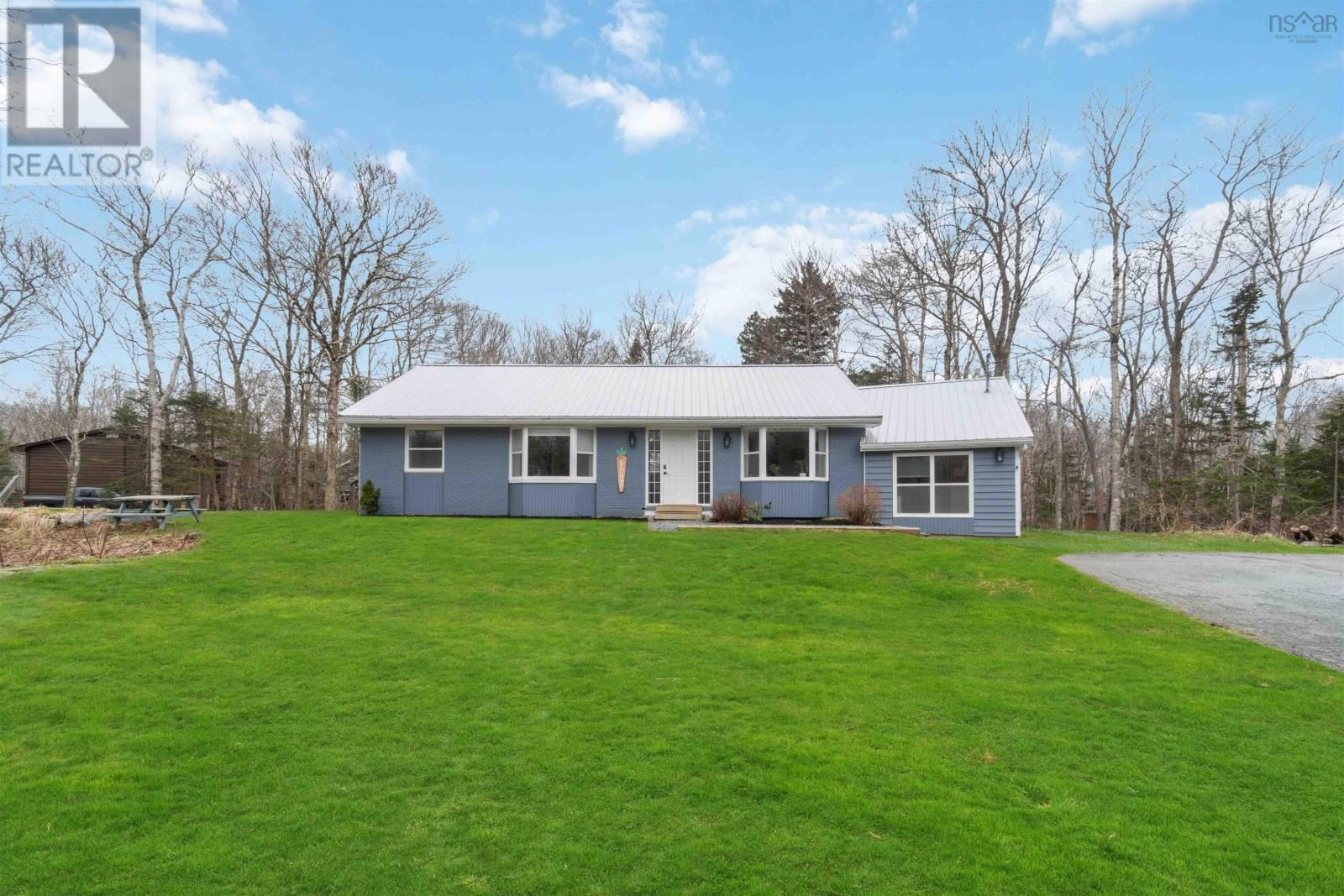 205 Mallard Drive, Hubley, Nova Scotia  B3Z 4L4 - Photo 2 - 202407305