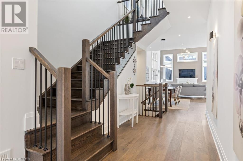 1467 Everest Crescent, Oakville, Ontario  L6H 3S4 - Photo 5 - 40568844