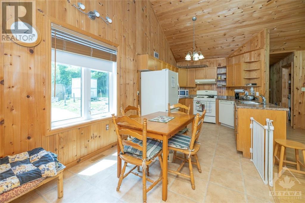 1250 Guigue Road, Sharbot Lake, Ontario  K0H 2P0 - Photo 16 - 1380841