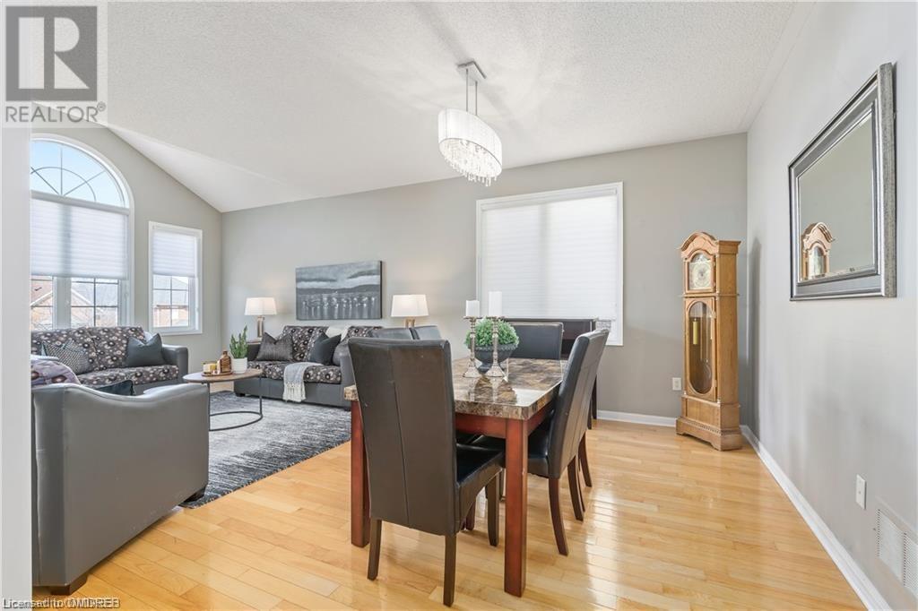 14 Arborglen Drive, Georgetown, Ontario  L7G 6L1 - Photo 9 - 40572482