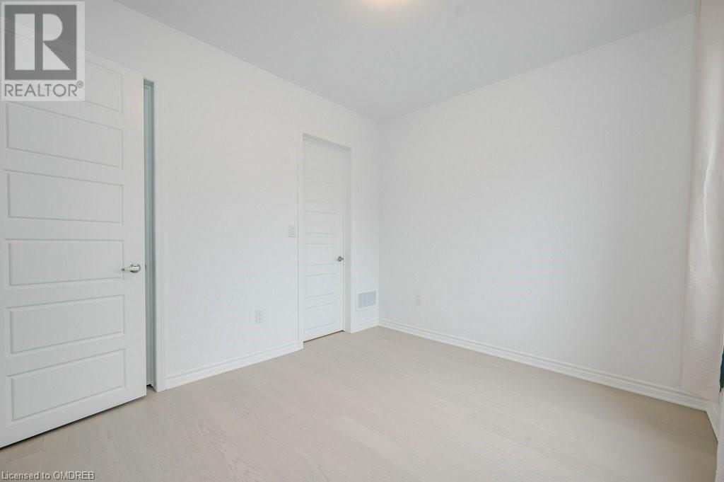 122 Marigold Gardens, Oakville, Ontario  L6H 7X7 - Photo 8 - 40570910