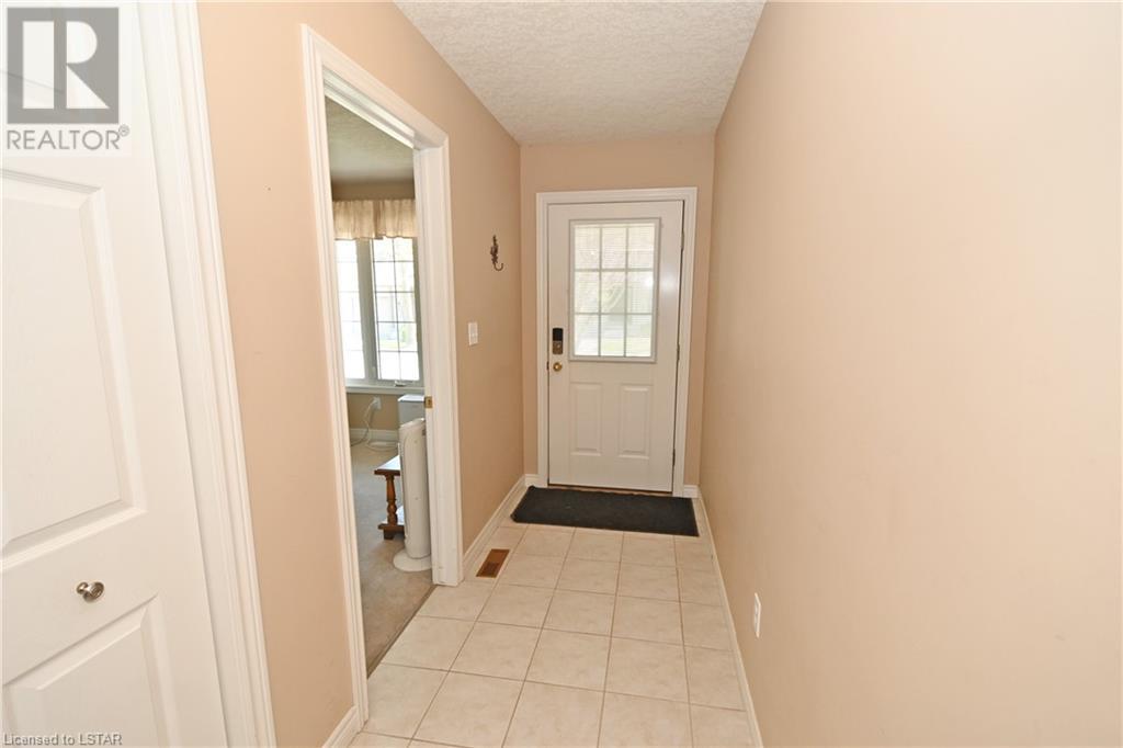 20 Windemere Place Unit# 24, St. Thomas, Ontario  N5R 6H6 - Photo 23 - 40571899