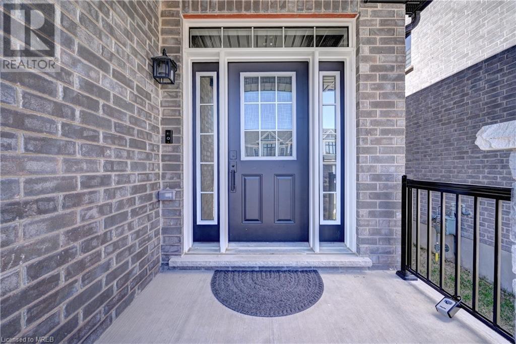 302 Raspberry Place Place, Waterloo, Ontario  N2V 0H3 - Photo 3 - 40568713