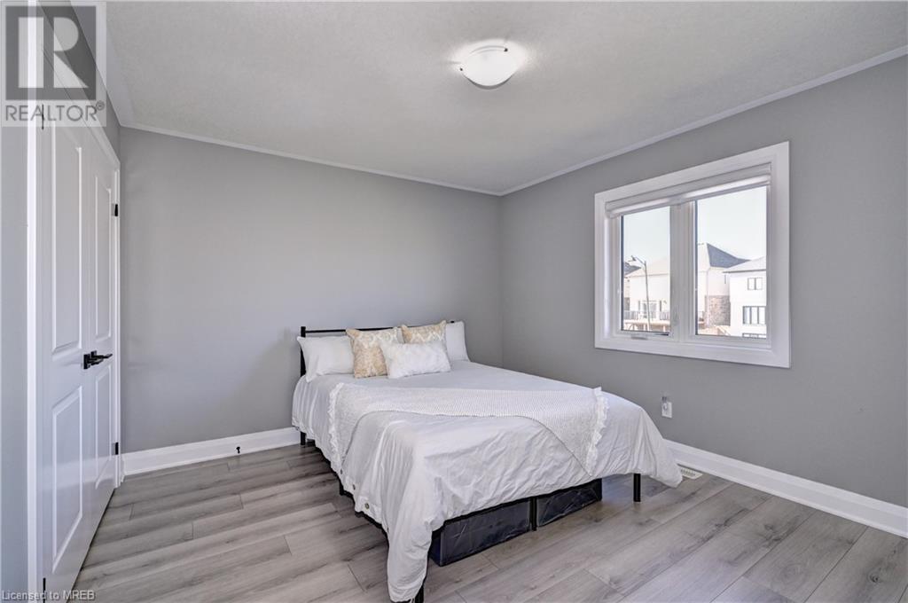 302 Raspberry Place Place, Waterloo, Ontario  N2V 0H3 - Photo 37 - 40568713