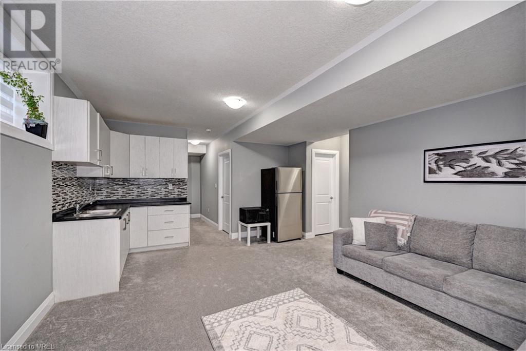 302 Raspberry Place Place, Waterloo, Ontario  N2V 0H3 - Photo 43 - 40568713