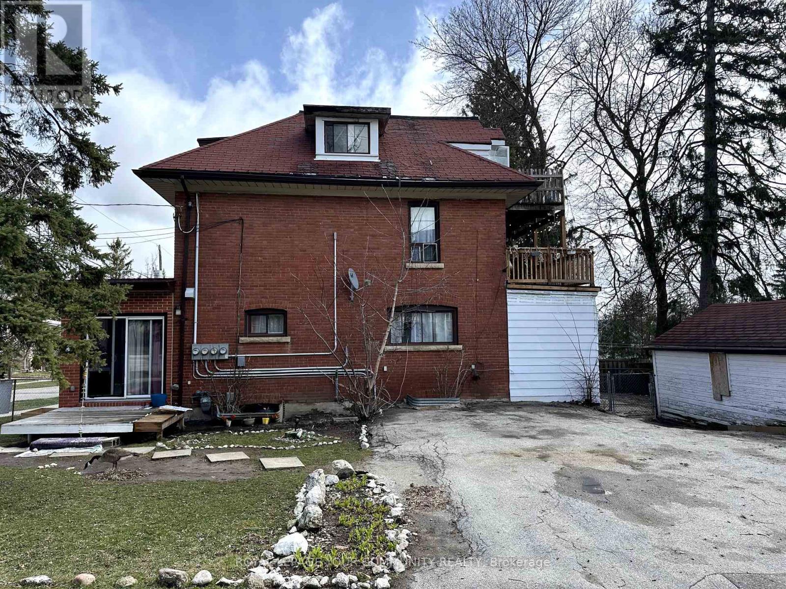 34 Roseview Ave, Richmond Hill, Ontario  L4C 1C7 - Photo 6 - N8238764