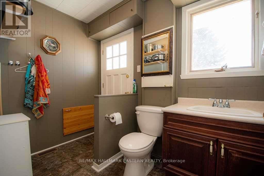1032 East Communication Rd, Smith-Ennismore-Lakefield, Ontario  K0L 1H0 - Photo 10 - X8239422