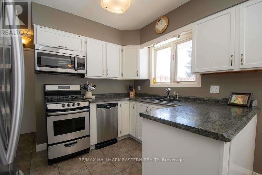 1032 East Communication Rd, Smith-Ennismore-Lakefield, Ontario  K0L 1H0 - Photo 8 - X8239422