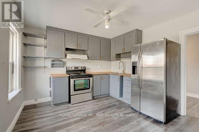 92 Centre St W, Strathroy-Caradoc, Ontario  N7G 1V1 - Photo 26 - X8238852