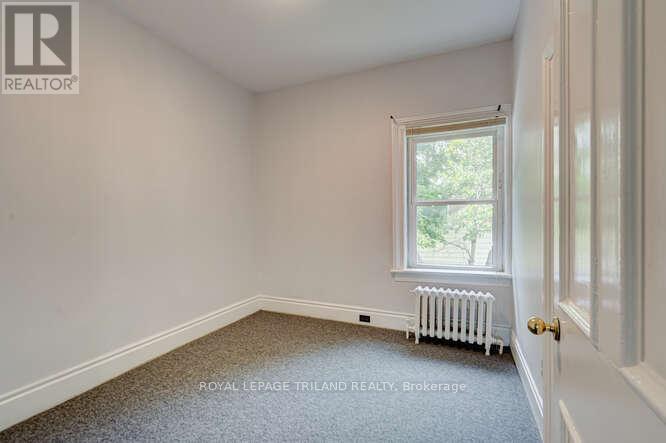 92 Centre St W, Strathroy-Caradoc, Ontario  N7G 1V1 - Photo 33 - X8238852