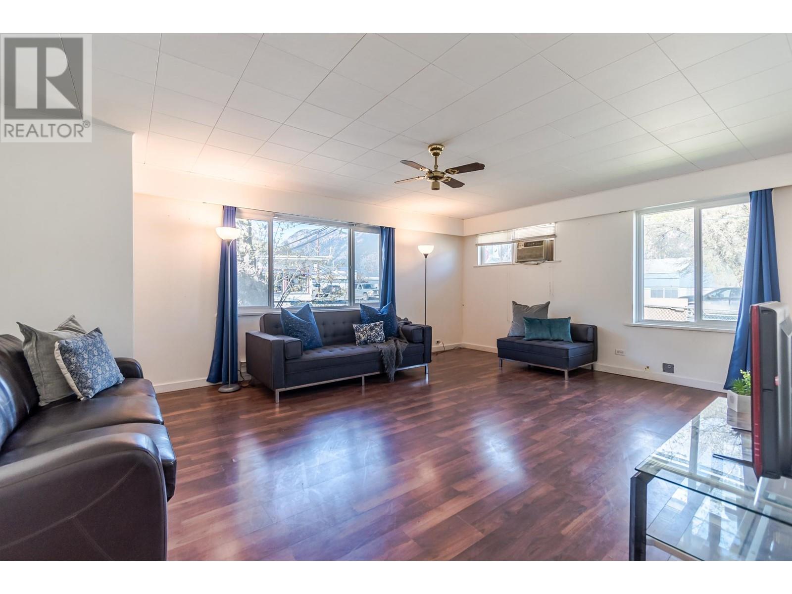 1003 Main Street, Lillooet, British Columbia  V0K 1V0 - Photo 23 - 177680