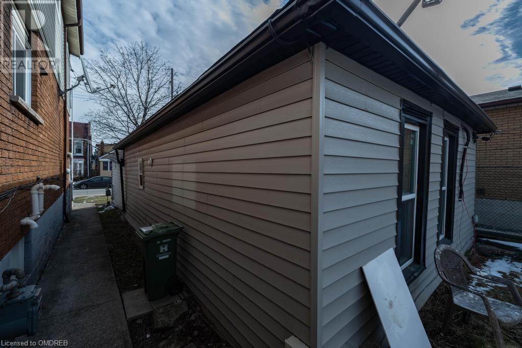 131 N West Avenue N, Hamilton, Ontario  L8L 5C4 - Photo 24 - 40572674