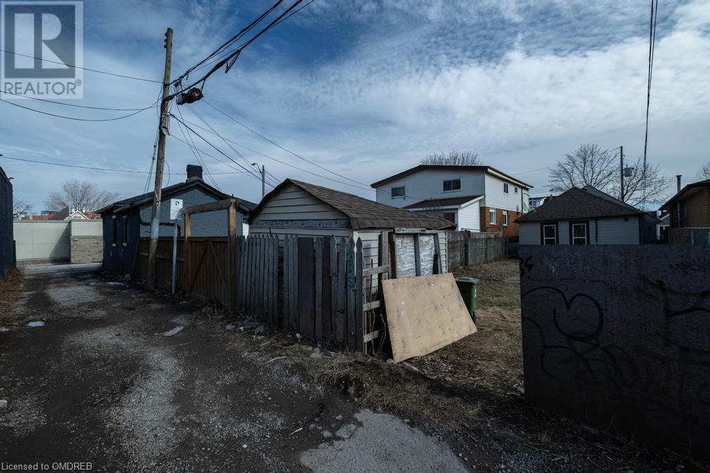 131 N West Avenue N, Hamilton, Ontario  L8L 5C4 - Photo 27 - 40572674