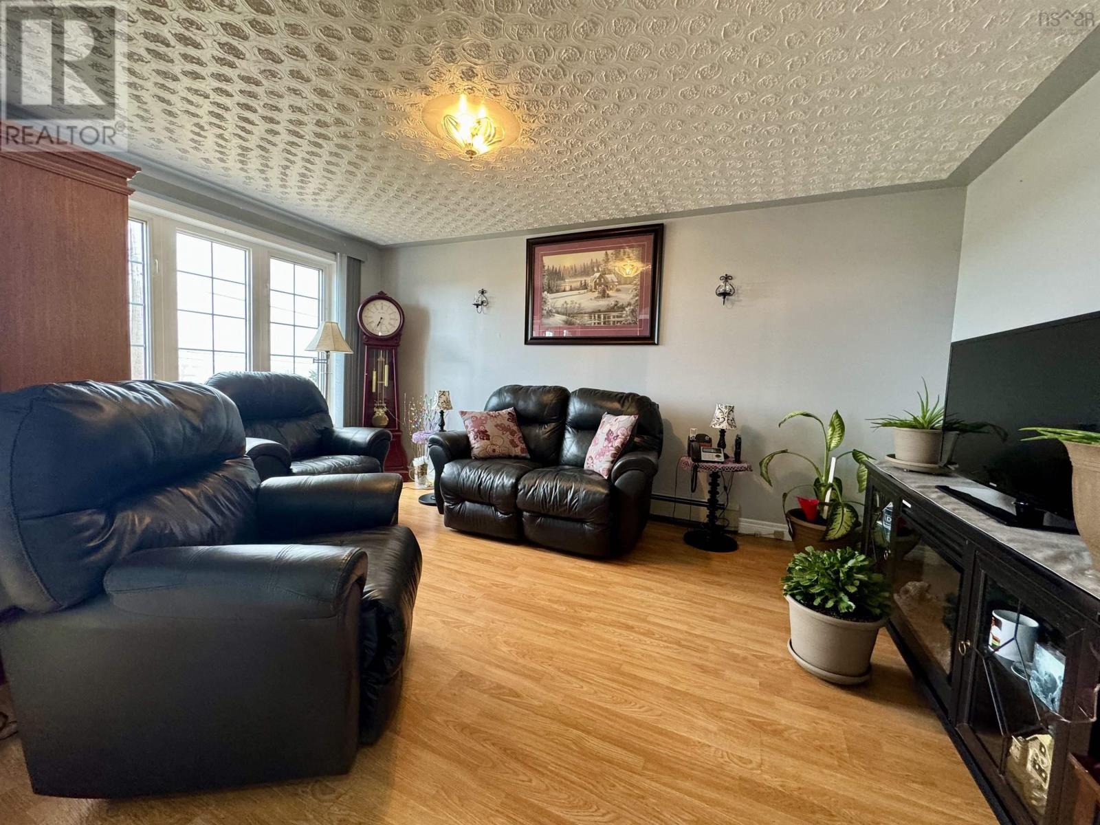 2617 Highway 206, Arichat, Nova Scotia  B0E 1A0 - Photo 5 - 202407343