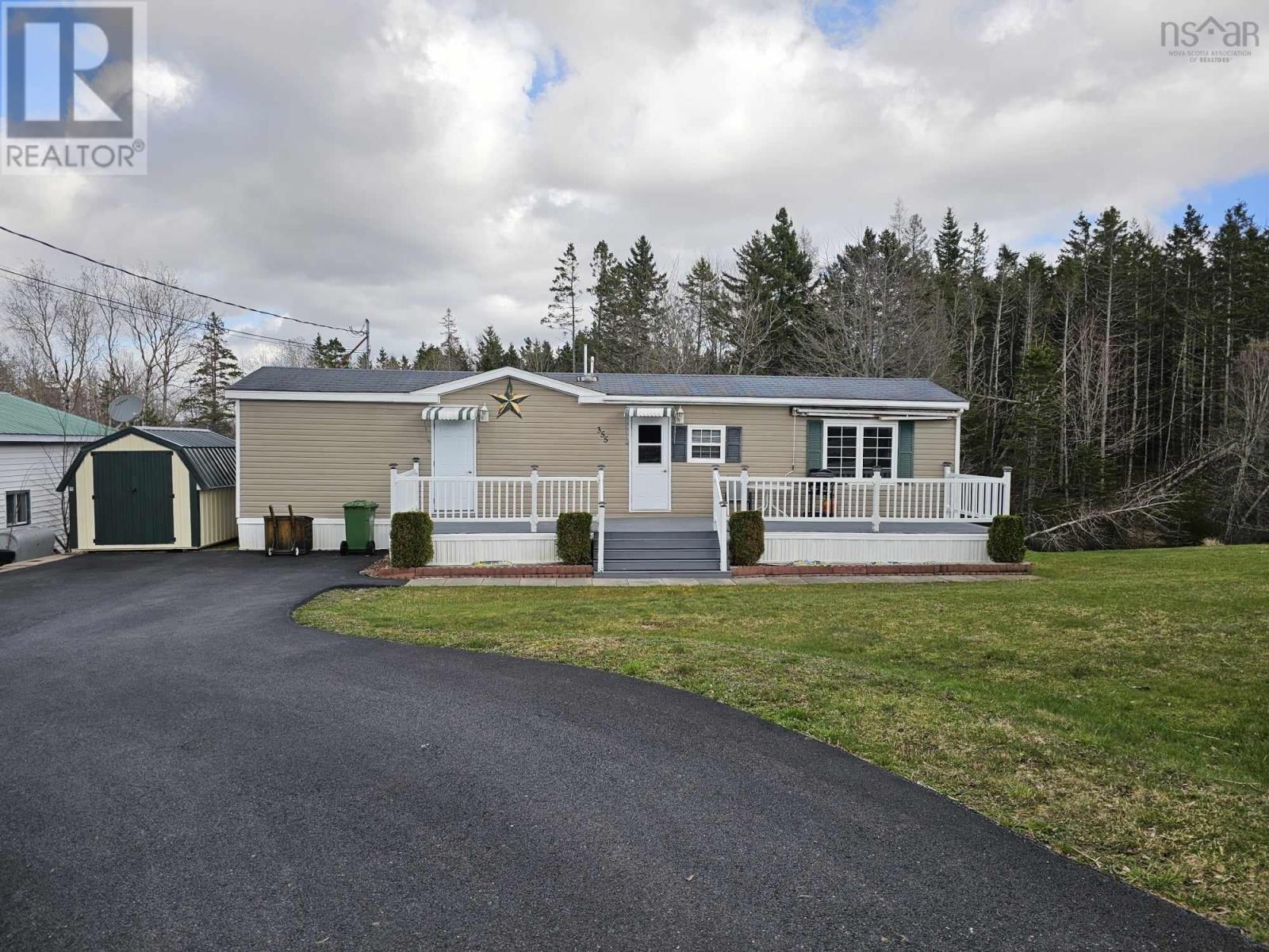 355 Truro Heights Road, Truro Heights, Nova Scotia  B6L 1X7 - Photo 2 - 202407336