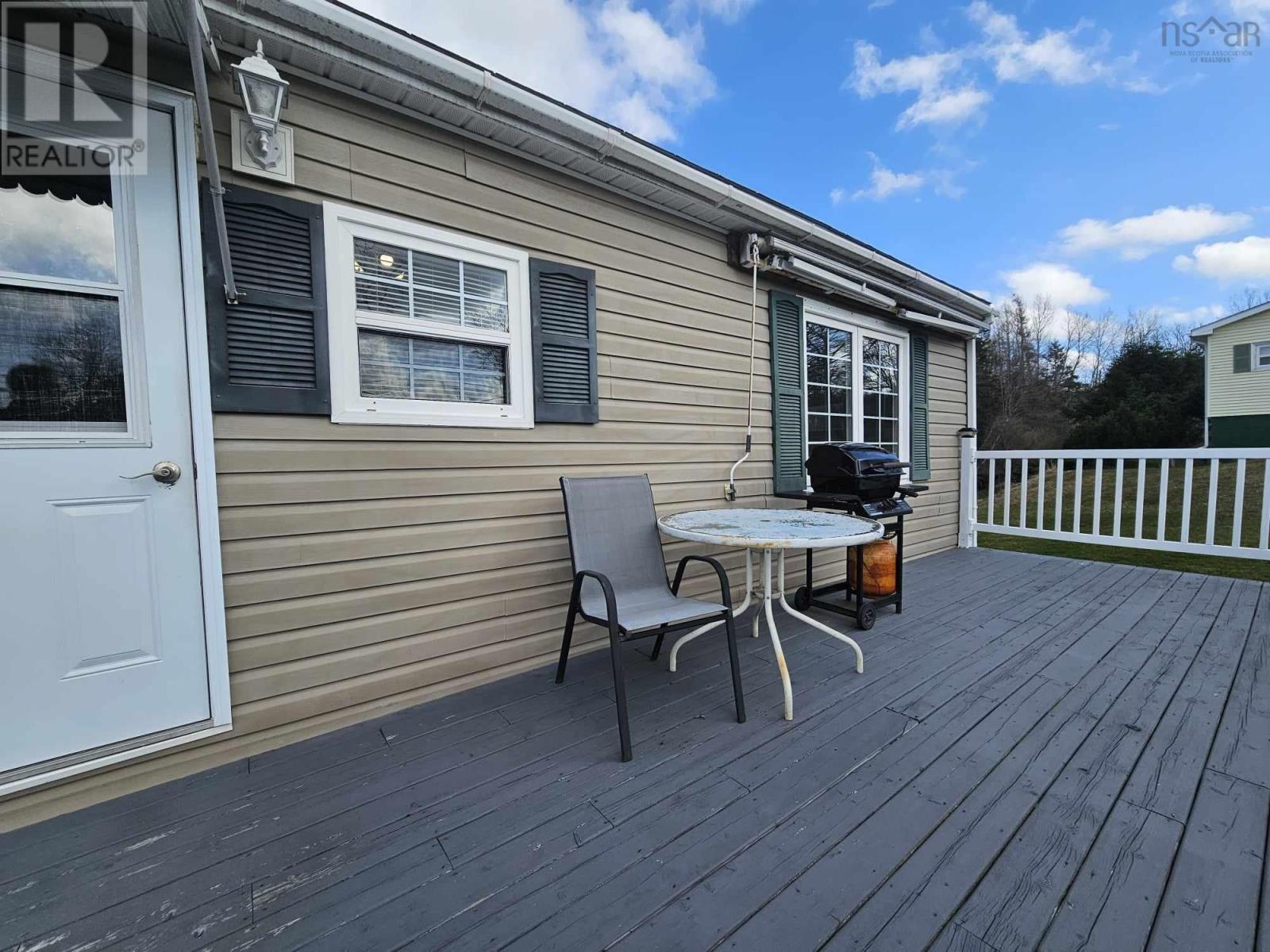 355 Truro Heights Road, Truro Heights, Nova Scotia  B6L 1X7 - Photo 5 - 202407336