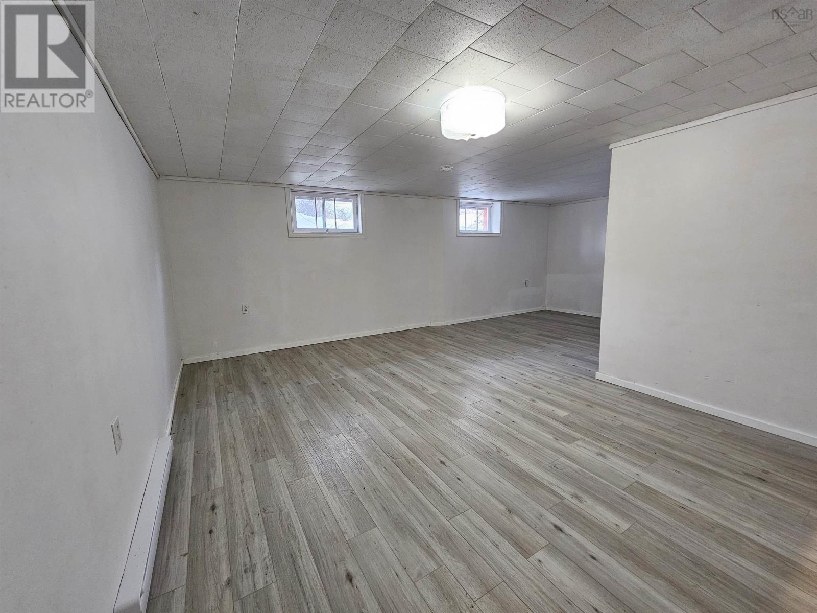 4 Queen Street, North Sydney, Nova Scotia  B2A 1A1 - Photo 26 - 202407351