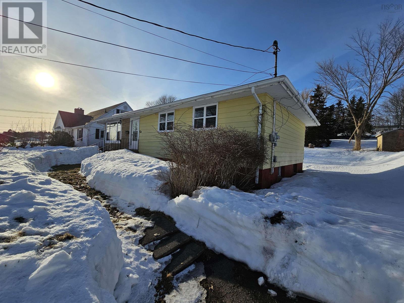 4 Queen Street, North Sydney, Nova Scotia  B2A 1A1 - Photo 37 - 202407351