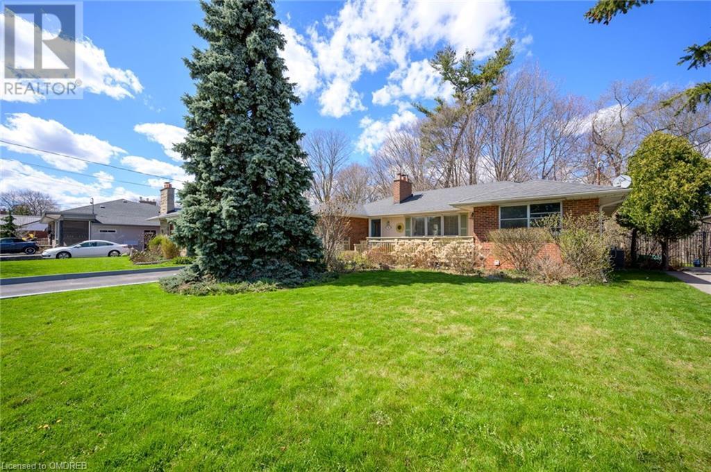 56 Bertram Drive, Dundas, Ontario  L9H 4T3 - Photo 2 - 40563537