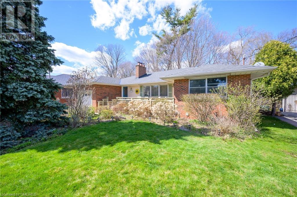 56 Bertram Drive, Dundas, Ontario  L9H 4T3 - Photo 3 - 40563537