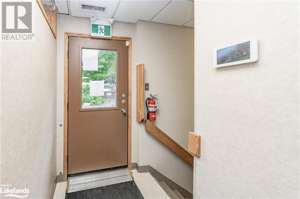 15 Centre Street S, Huntsville, Ontario  P1H 1W4 - Photo 18 - 40550418