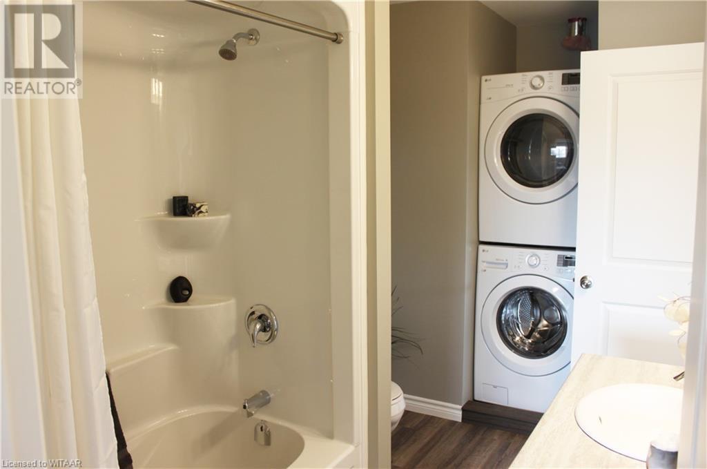 687 Canterbury Street Unit# 5, Woodstock, Ontario  N4S 4L3 - Photo 7 - 40572770