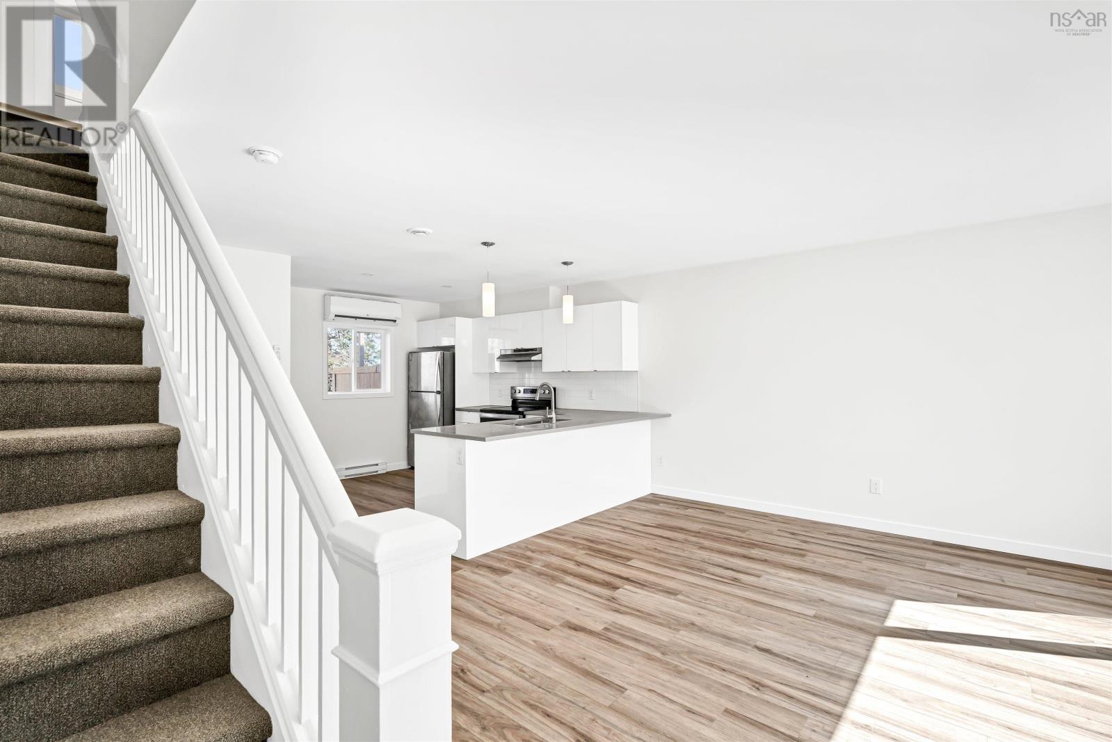 26/28 Olie Street, Halifax, Nova Scotia  B3R 1M8 - Photo 4 - 202407357