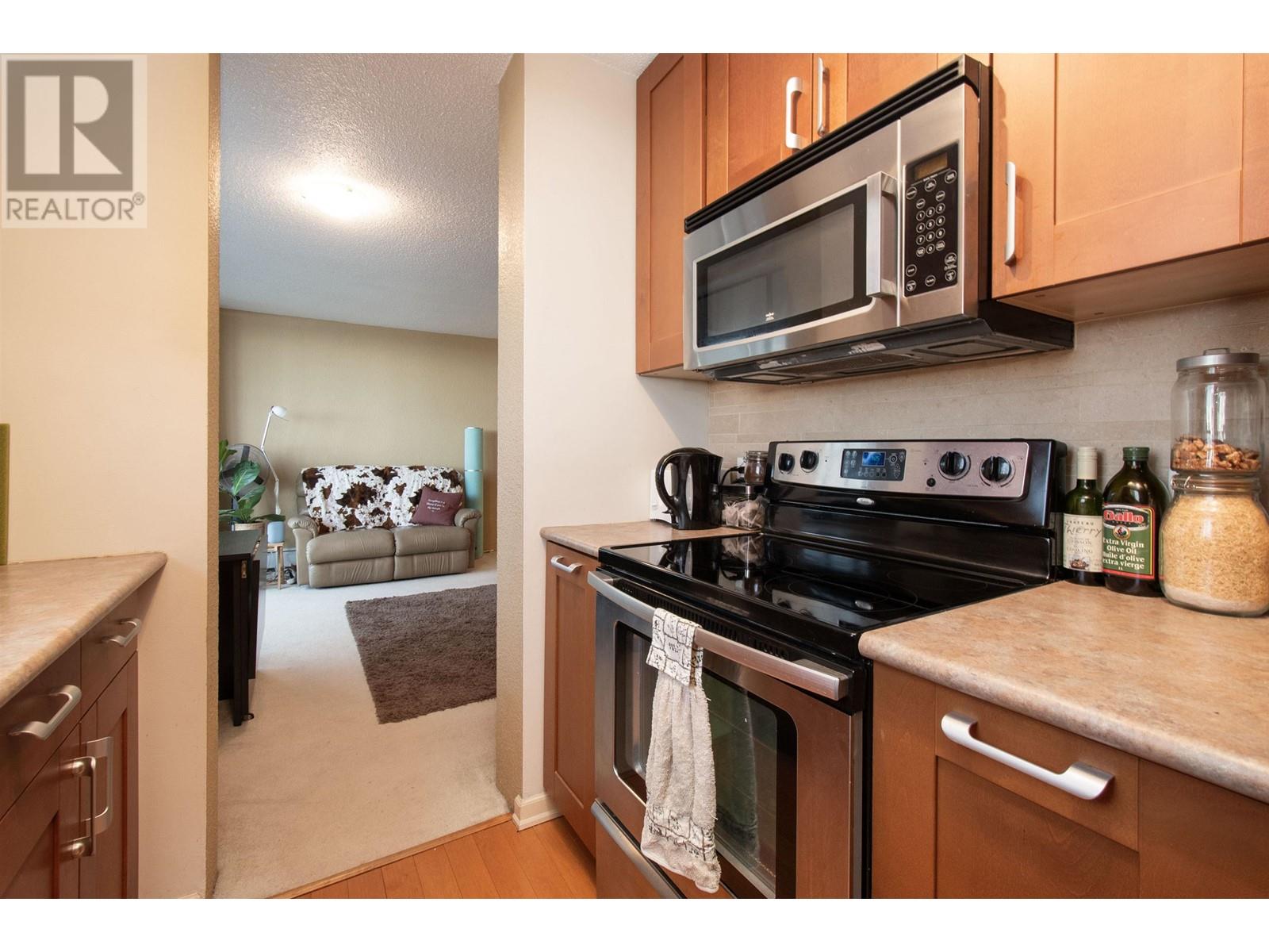 1003 555 13th Street, West Vancouver, British Columbia  V7T 2N8 - Photo 14 - R2871285