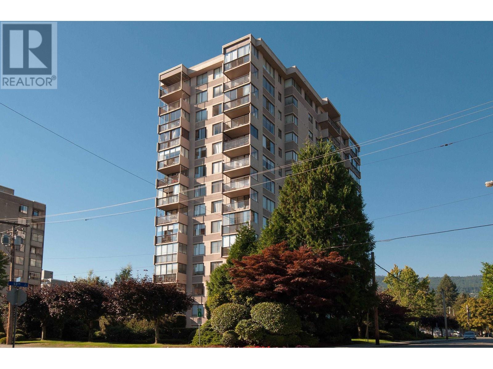 1003 555 13th Street, West Vancouver, British Columbia  V7T 2N8 - Photo 2 - R2871285